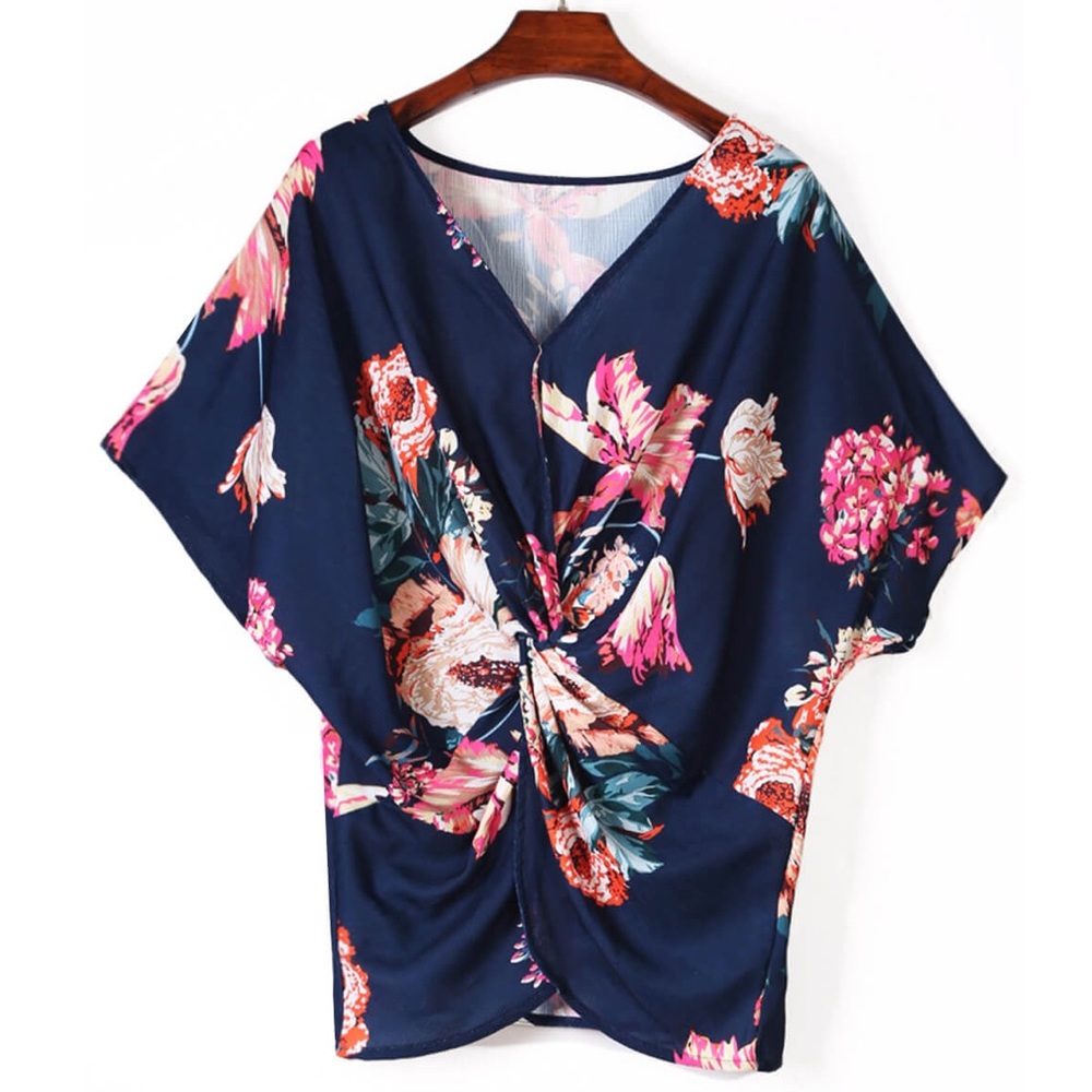 Navy Floral Twist Top Sizes S-2X - Picture 3 of 6